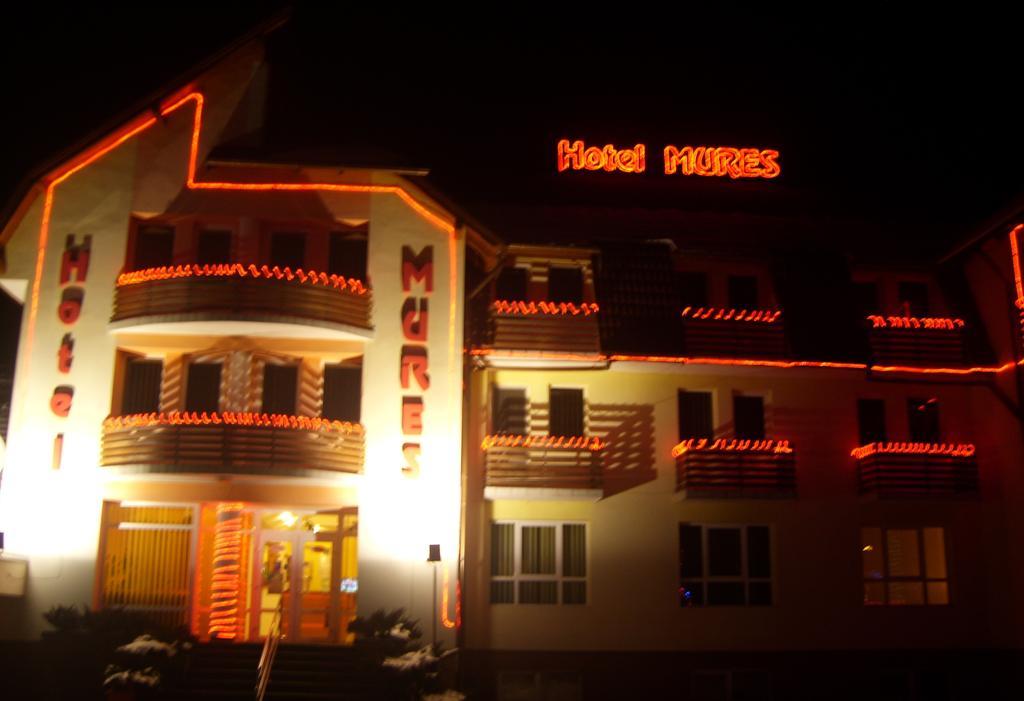 Hotel Mures Topliţa Εξωτερικό φωτογραφία