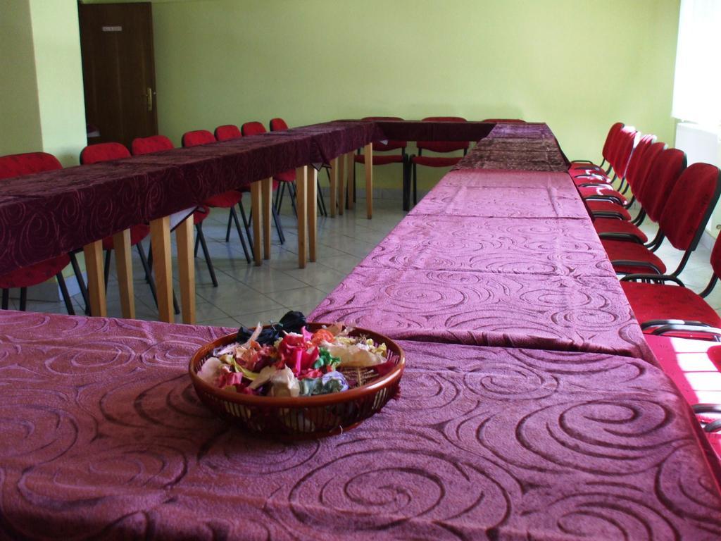 Hotel Mures Topliţa Εξωτερικό φωτογραφία
