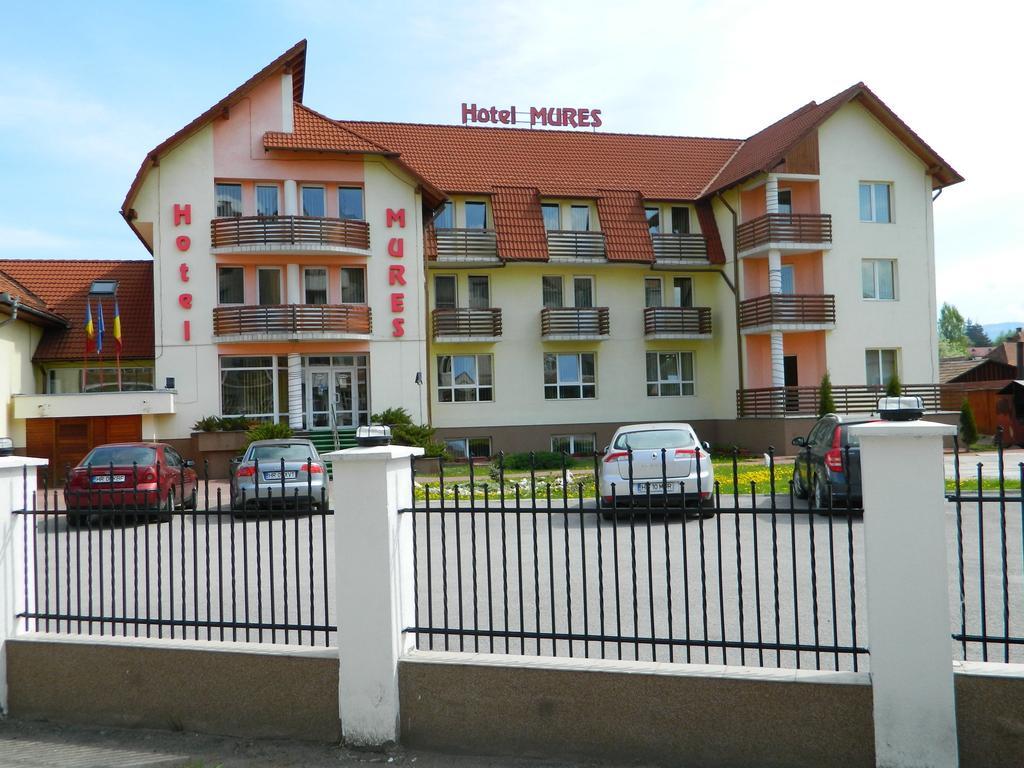 Hotel Mures Topliţa Εξωτερικό φωτογραφία