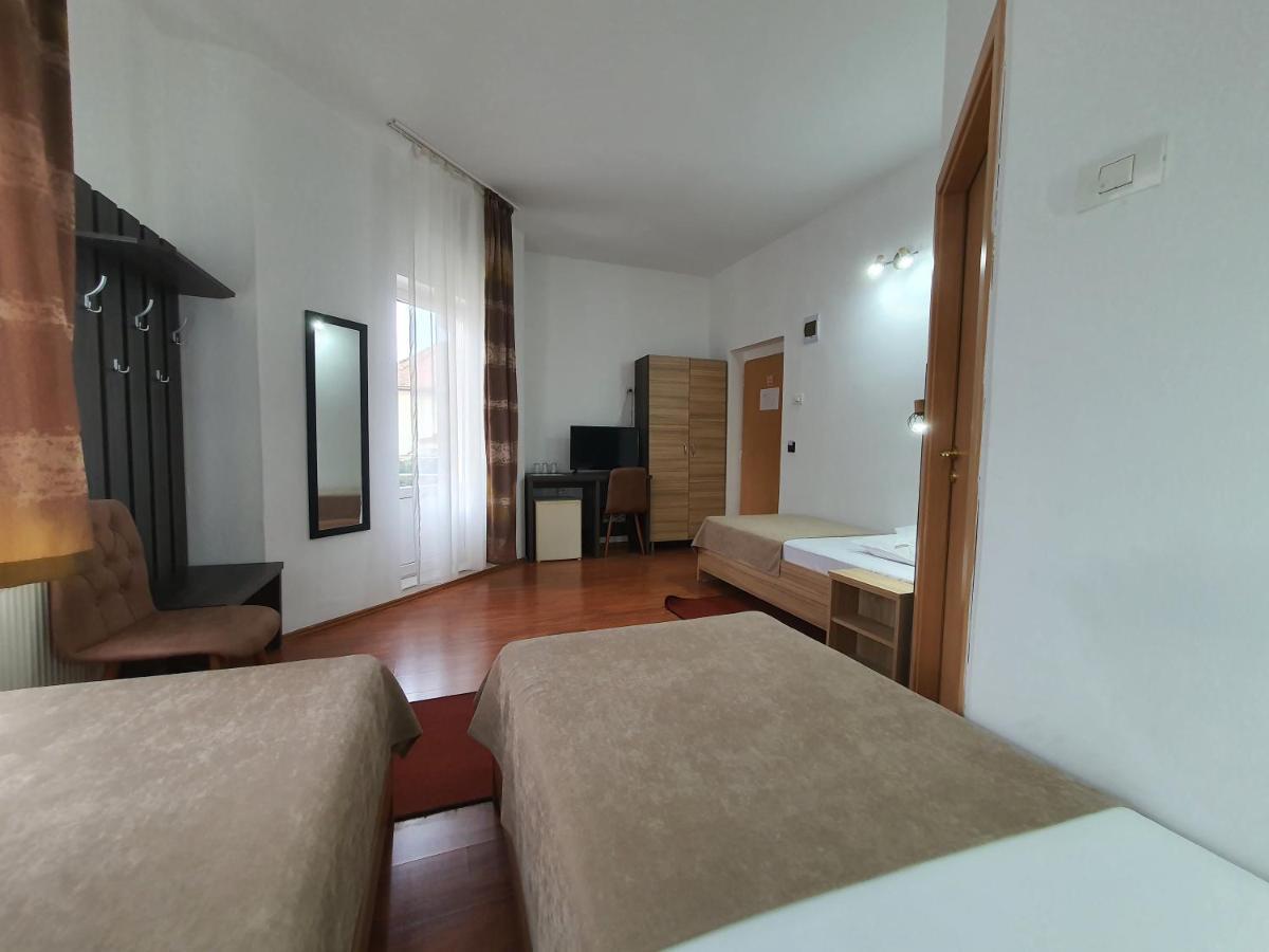 Hotel Mures Topliţa Εξωτερικό φωτογραφία