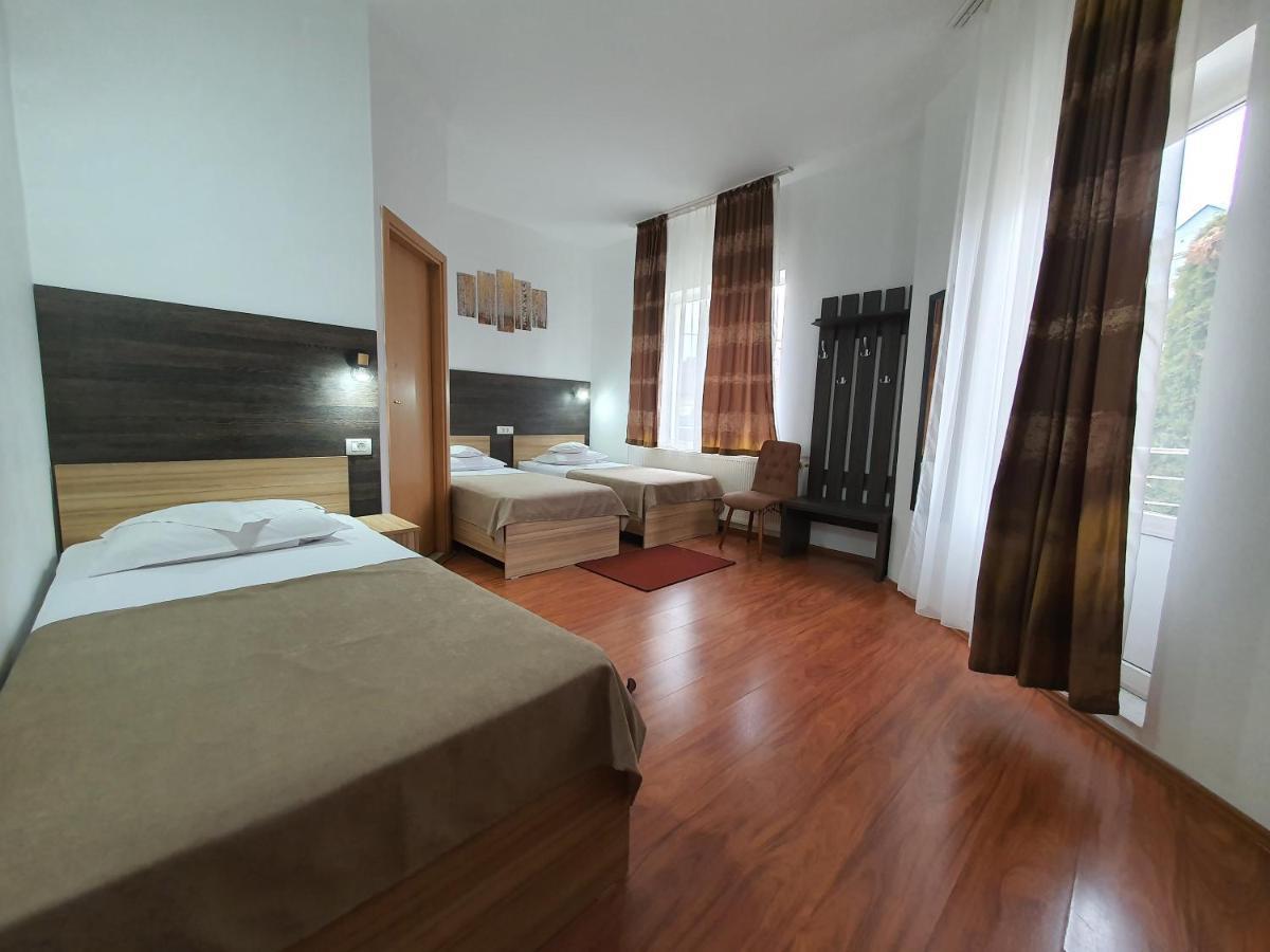Hotel Mures Topliţa Εξωτερικό φωτογραφία